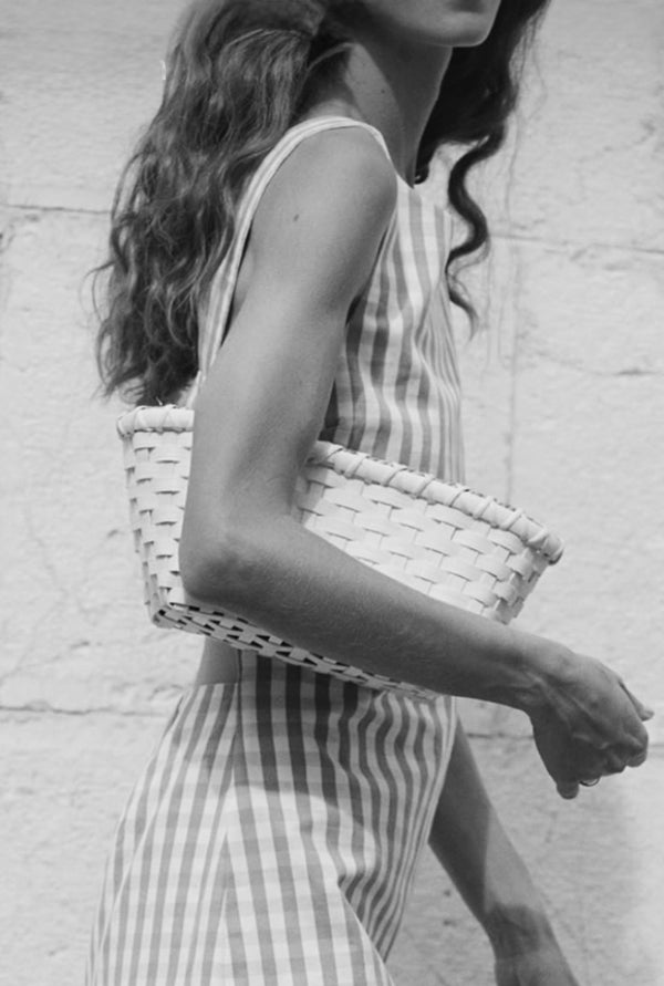 Crescent Clutch