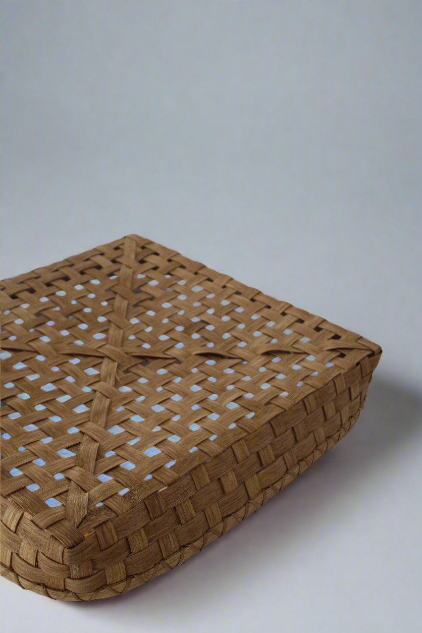 Tobacco Basket