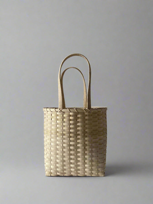 Carol Shoulder Basket