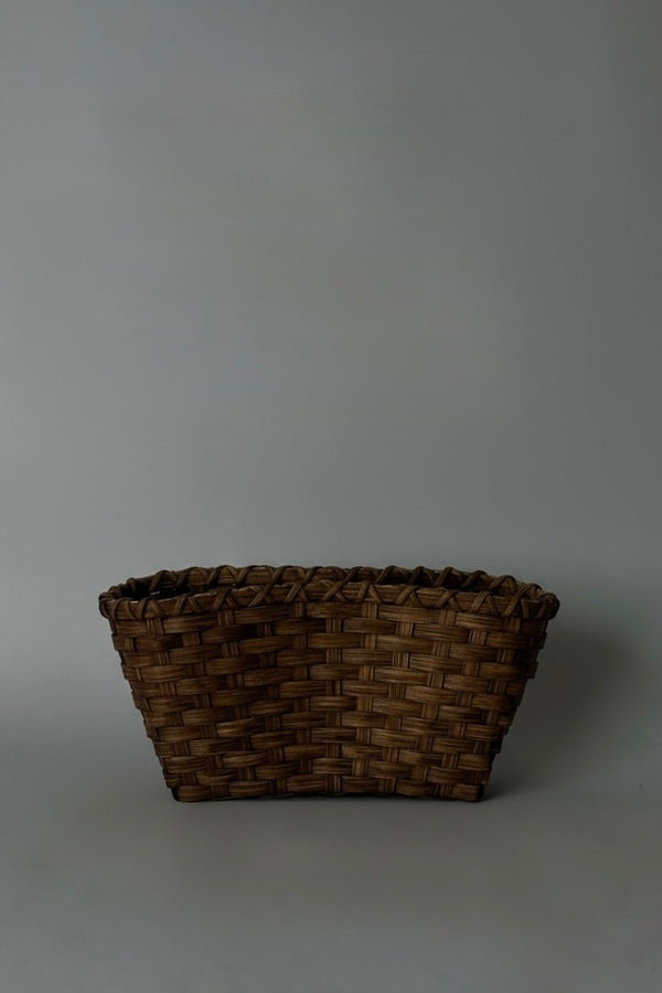 Crescent Clutch