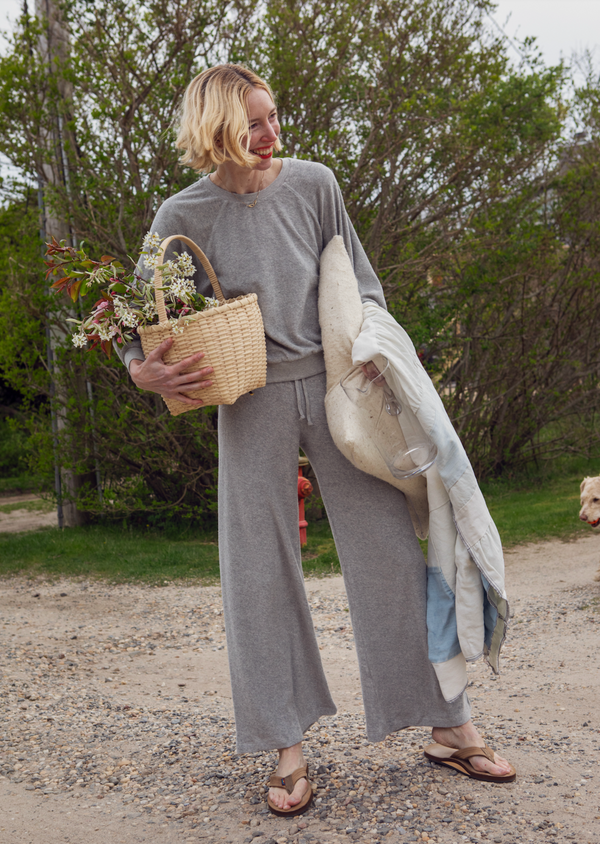 Underwater Hand Basket