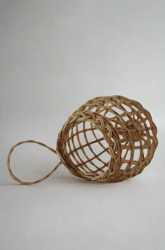 Onion Basket Making at TBOYchic Living, NJ