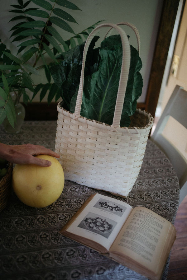 Carol Lunch Basket